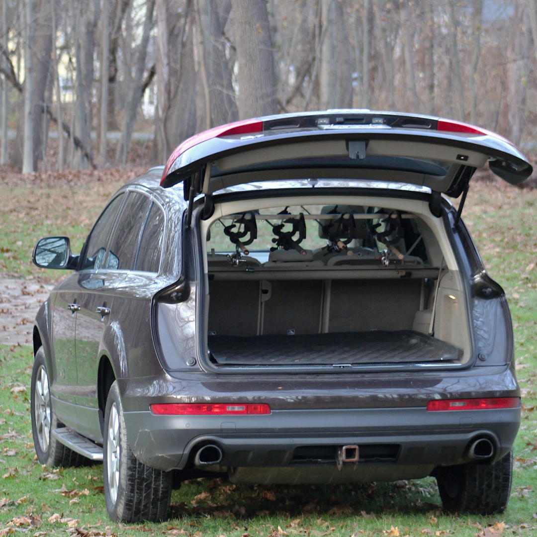 Audi fishing rod carrier. Rod Rig in an Audi Q7.