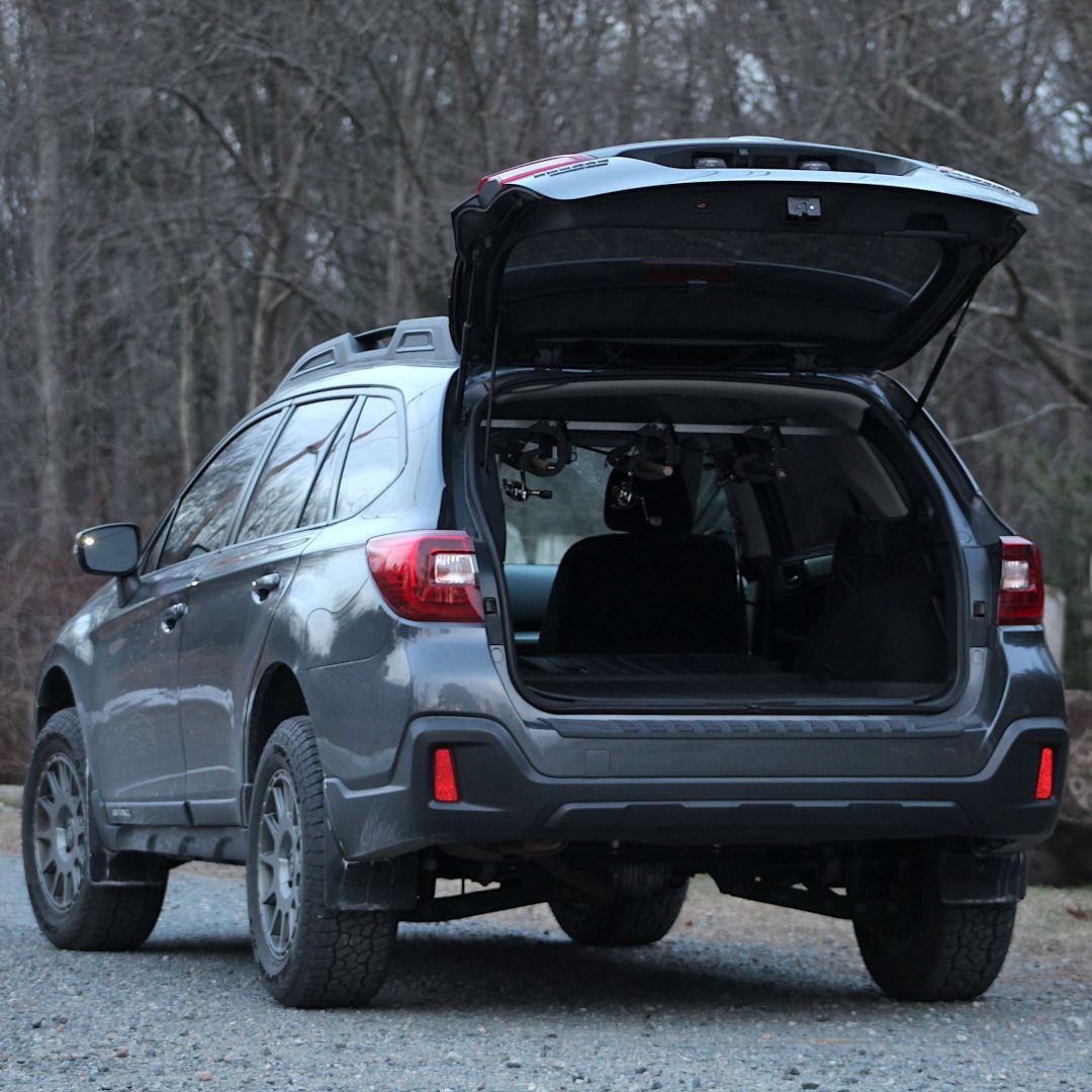 Subaru Outback fishing rod carrier. Rod Rig in a crossover.